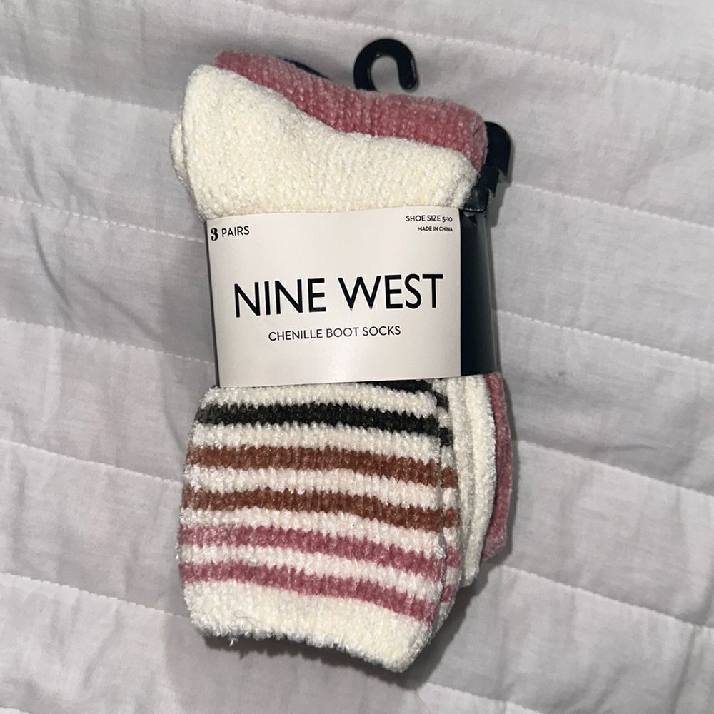 Nine West Ladies 3 Pk Chenille Boot Socks Navy Ivory Pink Green Brown Stripe